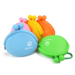 Going out Silicone Snack Bag Pet Training Bag Dog Outdoor Training Bag Portable Waist Bag with Hanging Buckle New