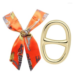 Scarves Copper Scarf Buckle Belt Luxury Shawl Accessories Jewelry Rings Silver Metal Ring Clip Female Gift Do Not Fade (Main picture shown)