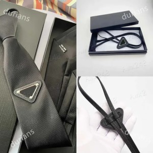 Neck Ties Mens Necktie Luxurys Designer Man Women Ties Fashion Leather Neck Tie Bow For Men Ladies With Pattern Letters Neckwear Fur Solid Color Neckties 4 Colors