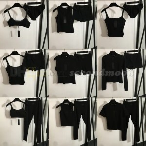 Women Yoga Outfit Crew Neck Tank Top Elastic Fabric Leggings Casual Style Sport Outfit (Size Size Guide)