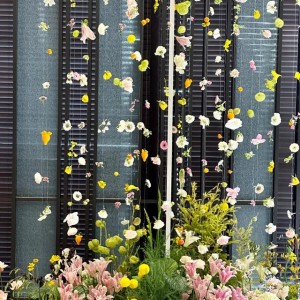 Elegant DIY Suspended Floral Art Decor - Realistic Artificial Blossoms Ideal for Wedding Venue Enhancements (Customize)