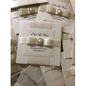 Handmade Wedding Card Pretty Bow Wedding Invitations (White)