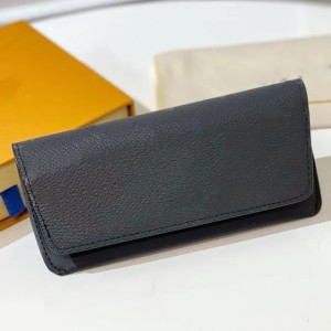 high-quality Woody Glasses Case sunglasses eyewear calf leather glasses case box mens designer women pouch travel accessory genuine leather trimmings luxury 10296