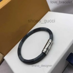 With BOX Fashion Designer Women Bracelets Men Grey Charm Delicate Invisible Luxury Jewelry New Magnetic Buckle Gold Leather Bracelet 17/19CM OptionF3WS