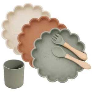 3pcs Gift Set BPA Baby Feeding Dining Appliance Silicone Dishes Plate Bowl Training Fork Spoon Drinking Cup born Accessories 211026