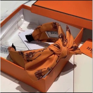 Headband Designer Hair Clasp Classic retro plaid sponge hair band French elegant autumn and winter female edge headband sweet