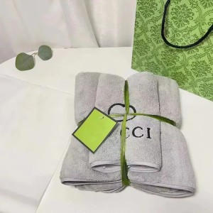 Factory direct designer brand letter fashion Bath thick soft comfortable men and women washing towel set gift