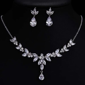 Buyers' PicksExquisite Crystal Drop Necklace Jewelry Sets For Women Wedding Party Accessories Cubic Zircon Stud Earrings Gift