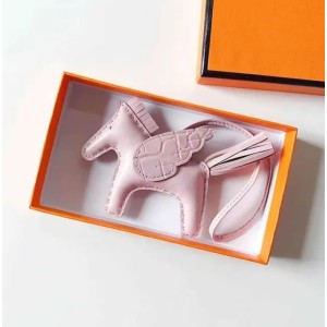Swift Sheepskin Horse Bag Charm Keychains Paddock Keyring Real Leather Nano Pegasus Pendant Wing Flying Ornament11 Pink00
