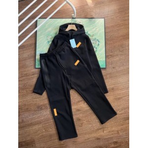 Comfortable Unisex Trackset with Chic Spring Tones (Size Size Guide)