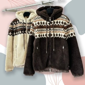 Contemporary Fitted Coat Featuring Eye-Catching Patterns (Size Size Guide)